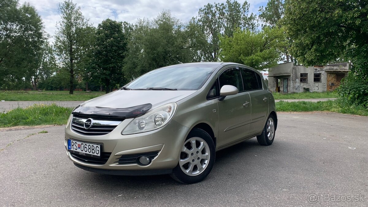 Opel Corsa D 1.2 benzín