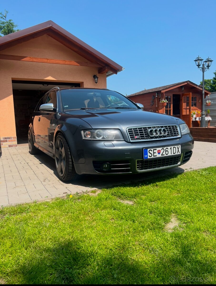 Audi s4 b6 4.2 V8
