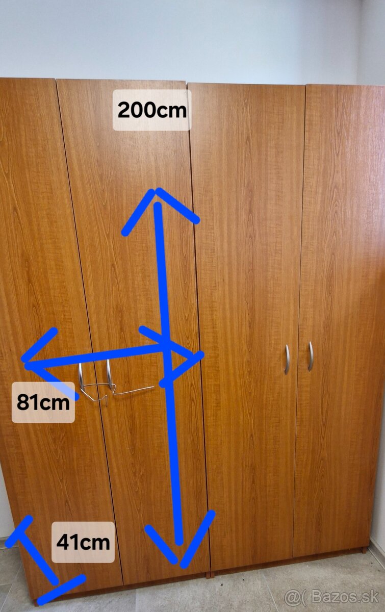 2 dverová skriňa + nočný stolík