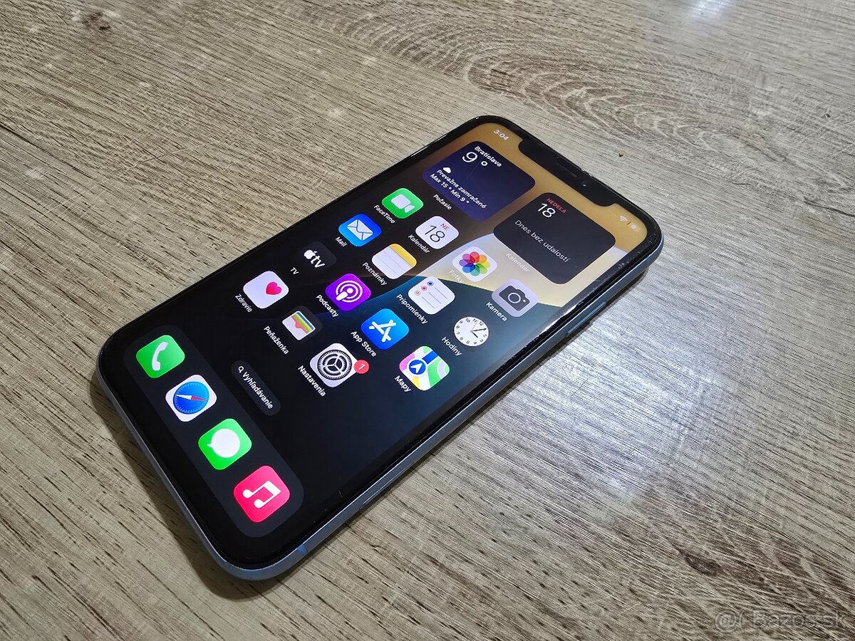 Iphone XR plnefunkcny ma len bezne znamky pouzivania telefon