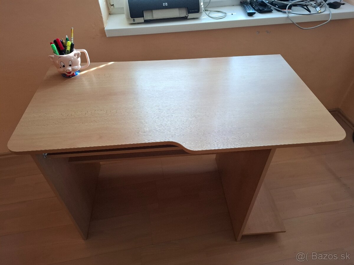 Predám PC stôl