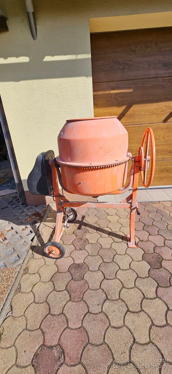 Predám Stavebnú miešačku - HECHT 2185