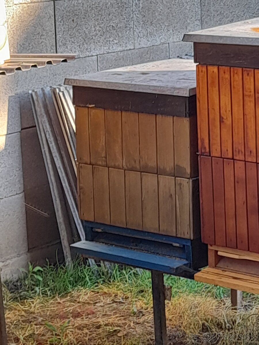 Predam ul s rojom. Ul ma vysku 2/3 - je nizsi