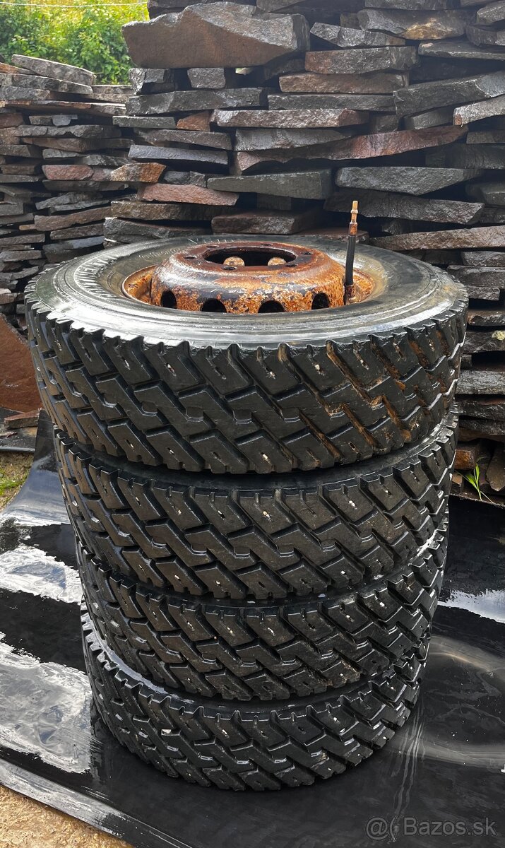 Pneumatiky Continental Vanco 215/75 R16 C