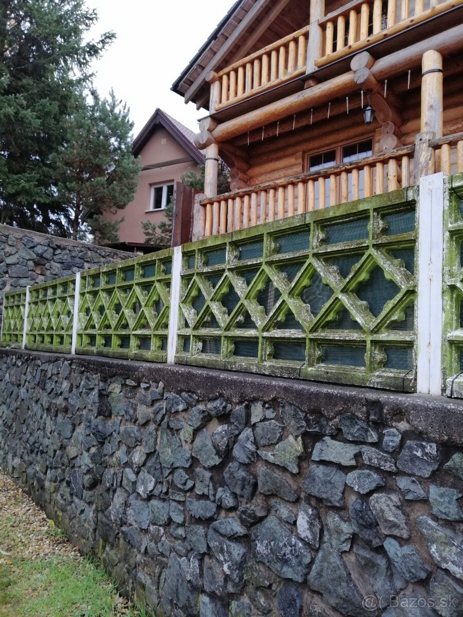 Betónový plot