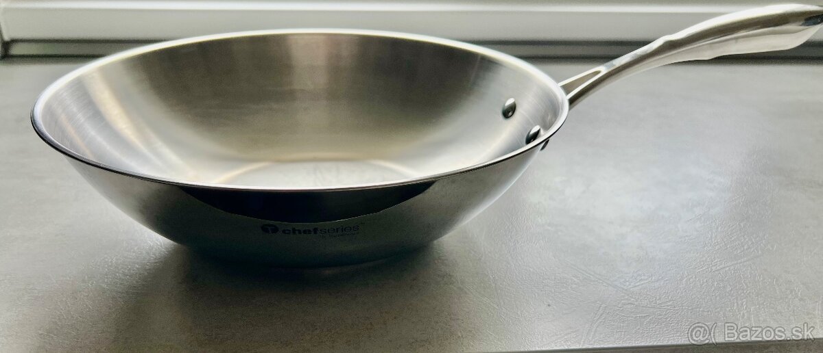 Tupperwar wok použitý, no ako nový
