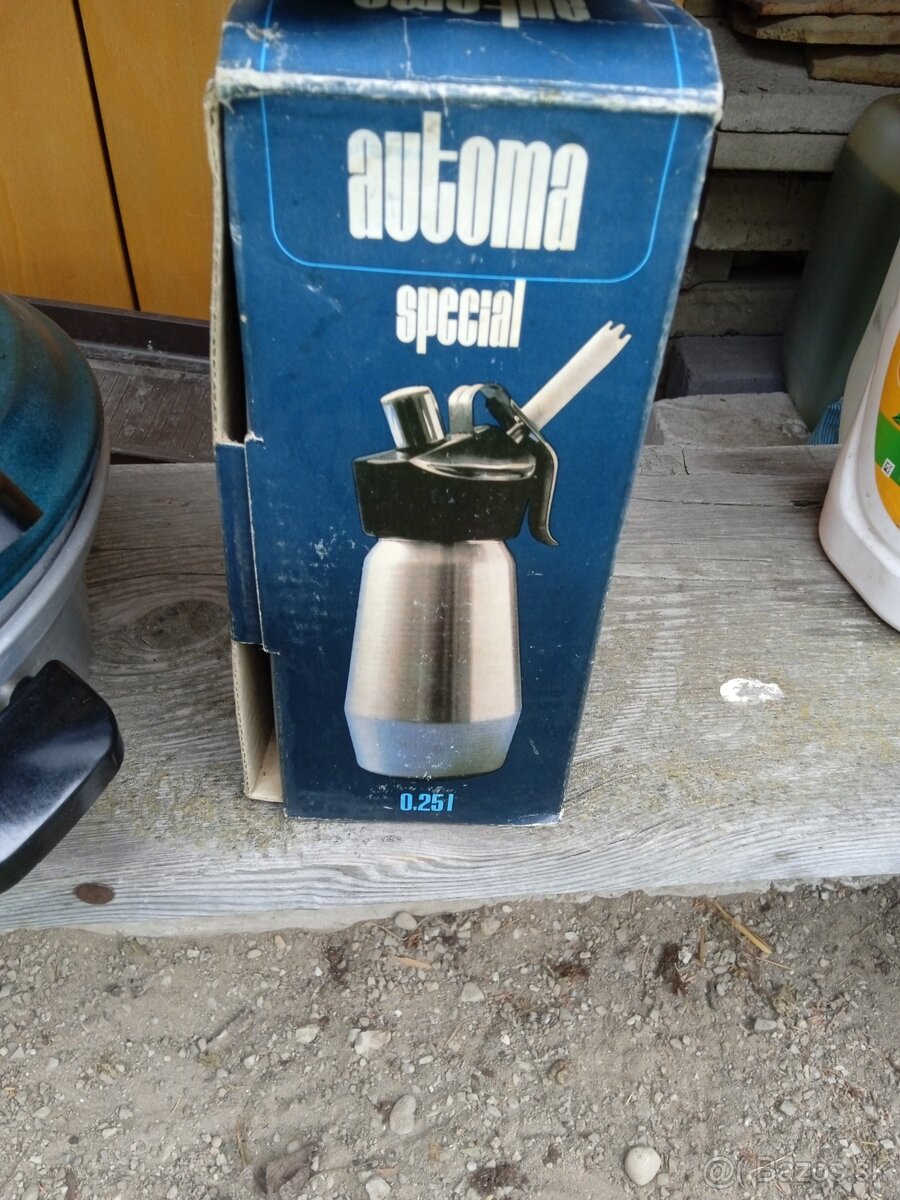 Fľaša na slahacku