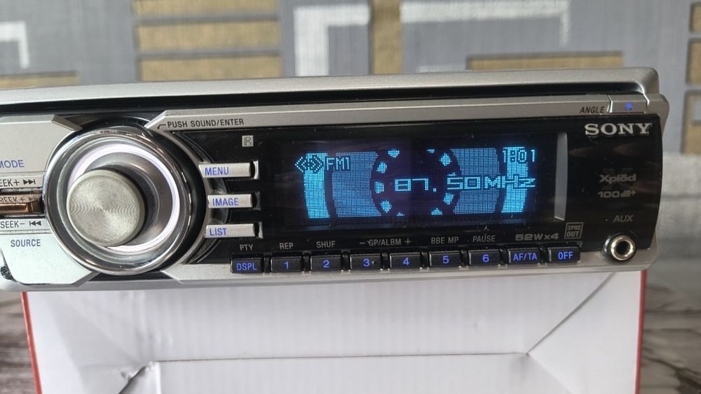 Sony cdx-gt710