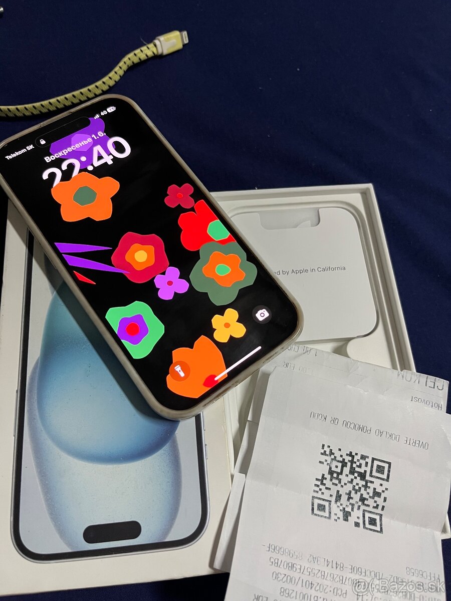 iPhone 15 Blue