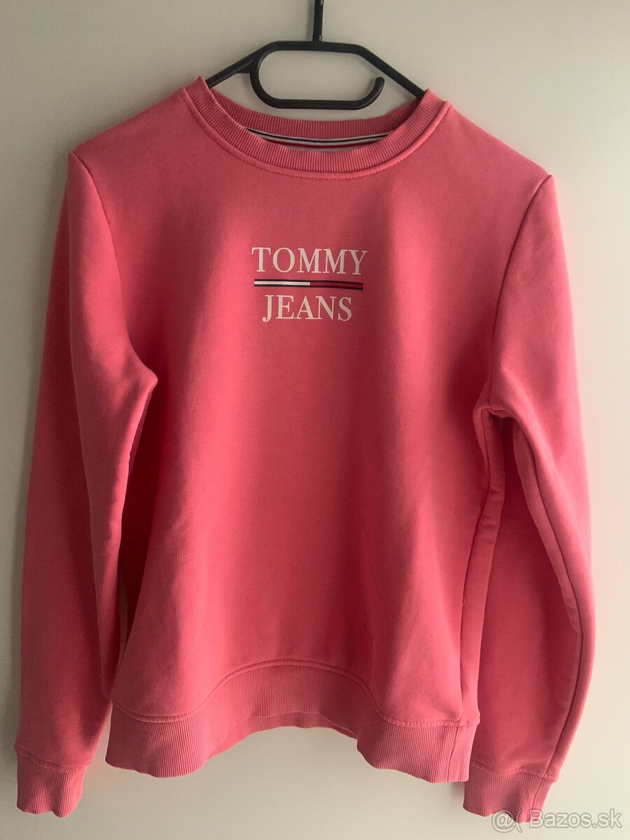 Predam damsku mikinu Tommy Hilfiger