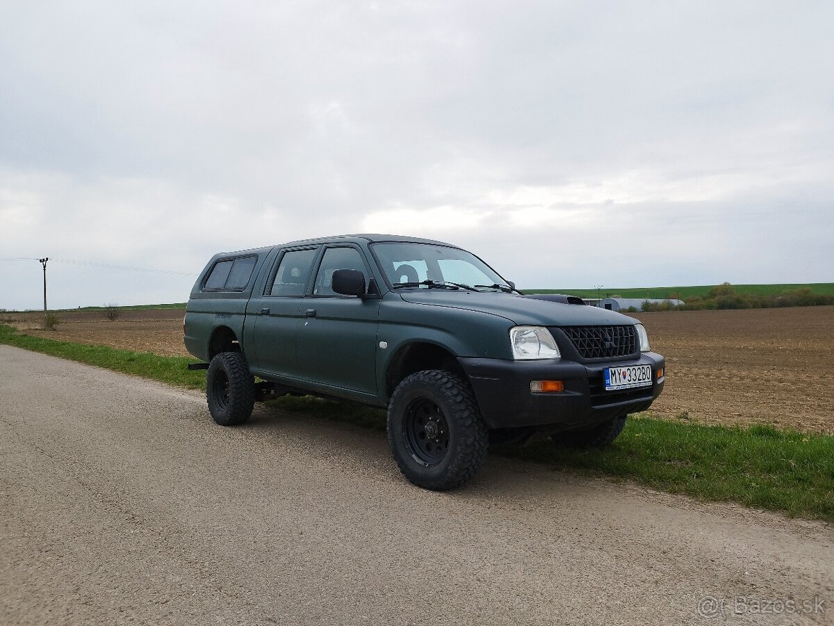 MITSUBISHI L200