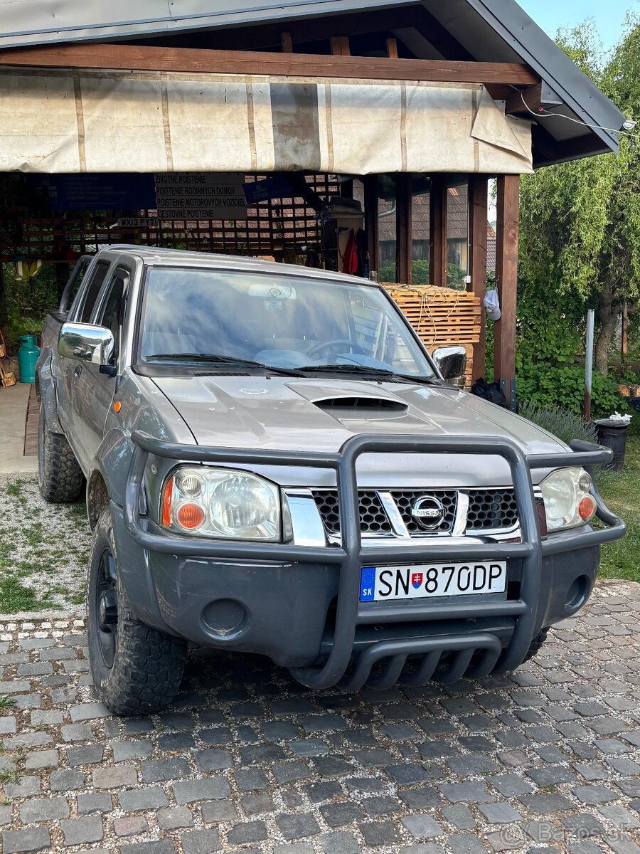 Nissan navara