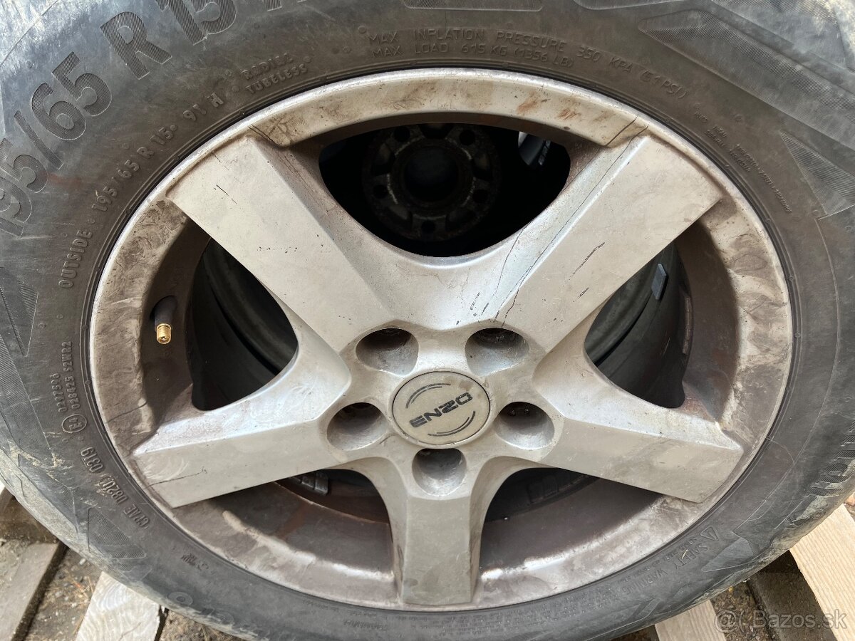 Enzo R15 5x112