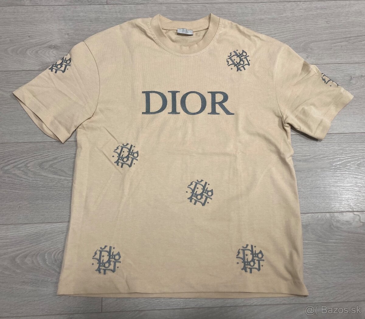 Bezove tricko Dior