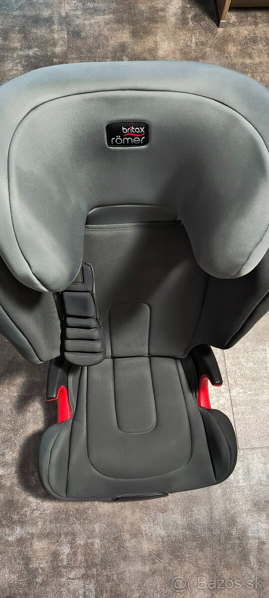 Predám autosedačku ROMER BRITAX s isofix