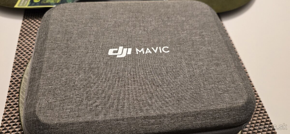 Dron DJI