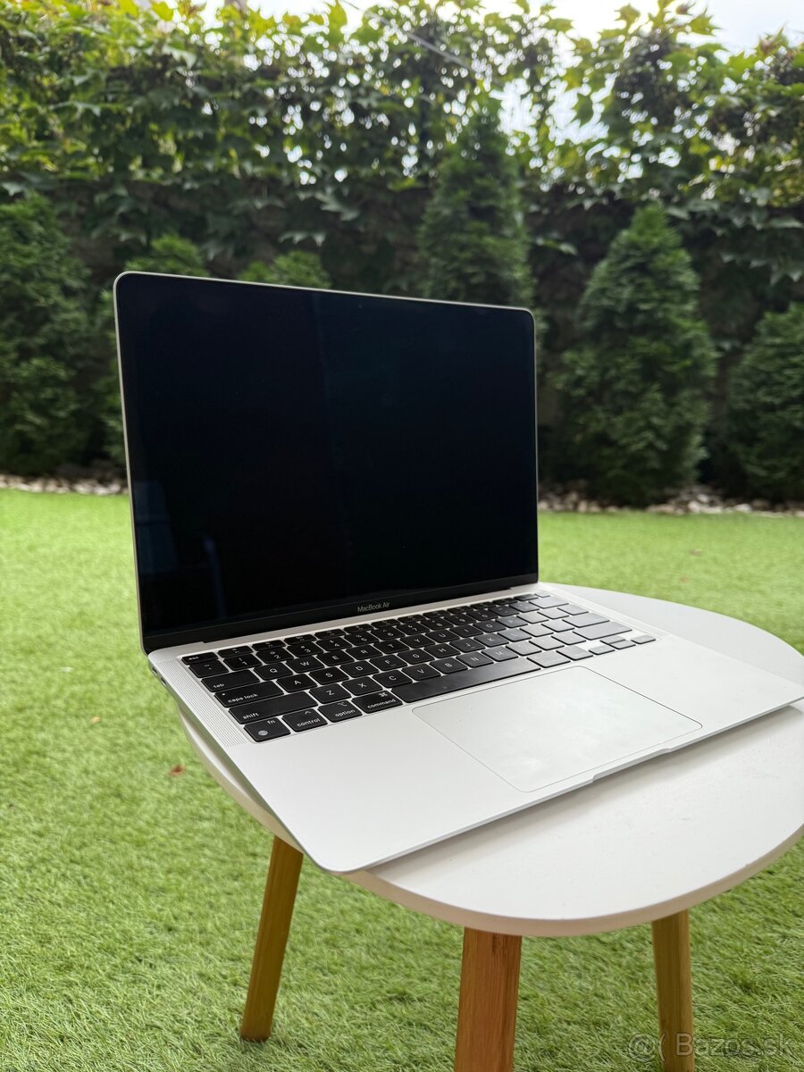 MacBook Air 2020