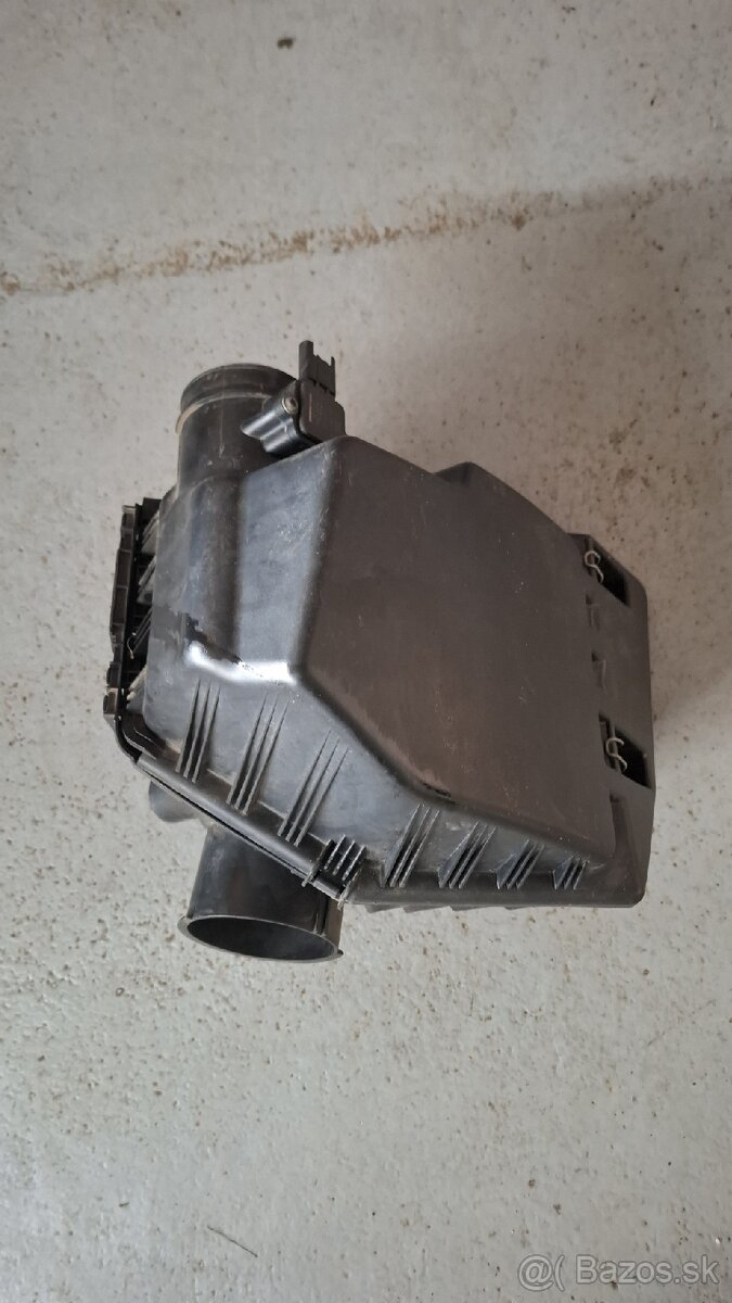 Bmw e60 530i airbox