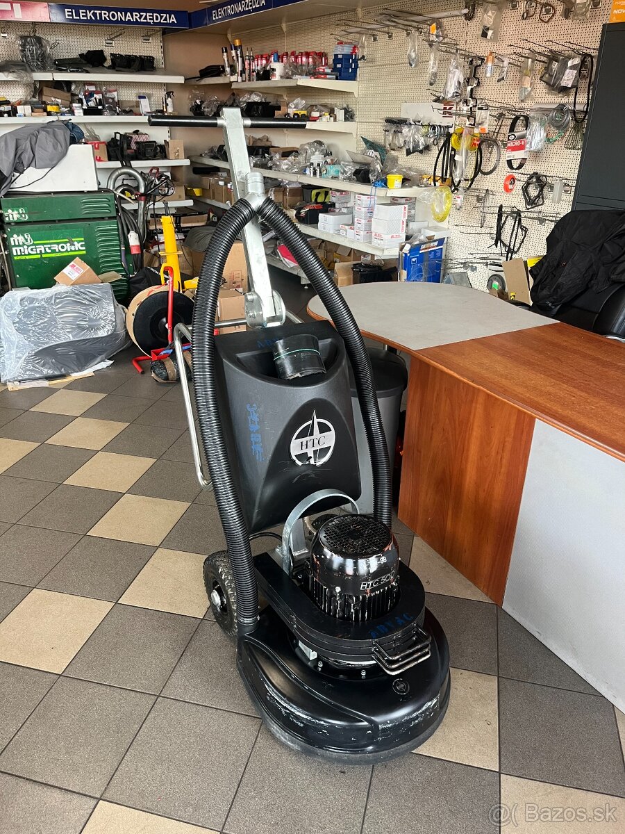 Planetarna bruska na beton HTC 500, Hladicka lesticka