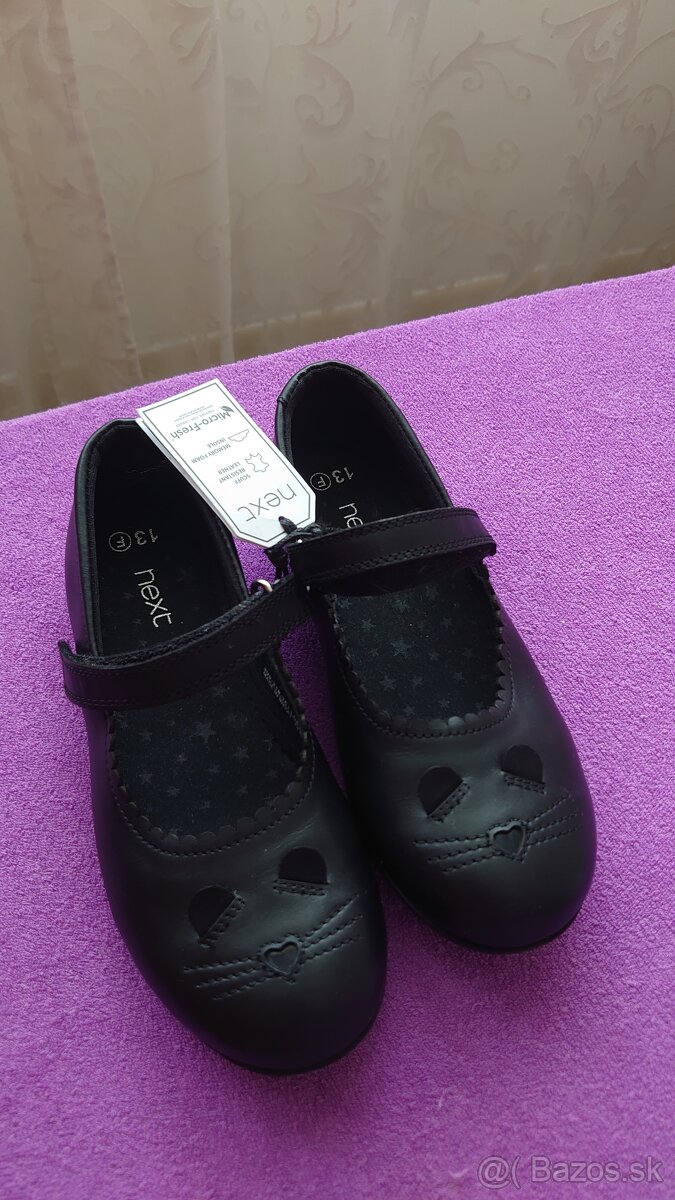 Next nové s visačkou nádherné kožené čierne topánky