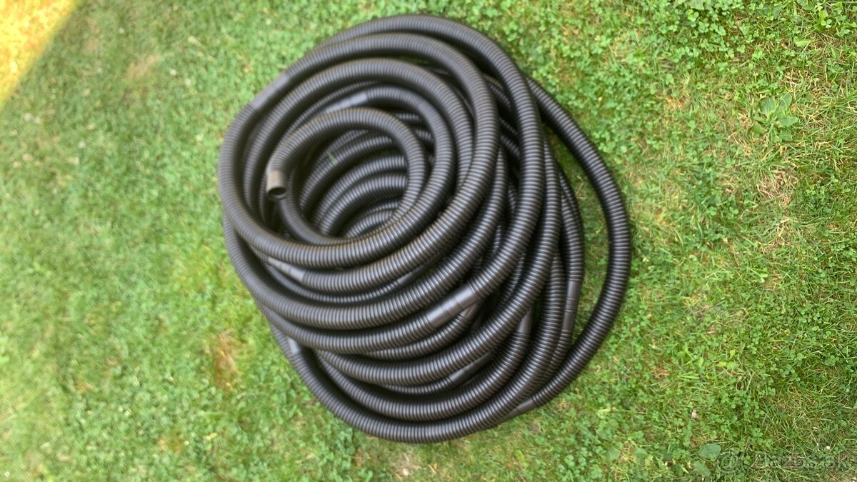 Bazénové hadica 32 cierna