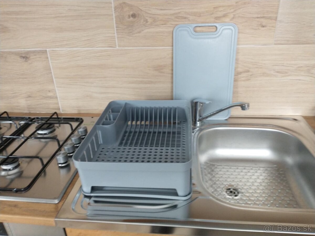 Prenájom 3-izbový byt, Púchov – Rastislavova, balkón