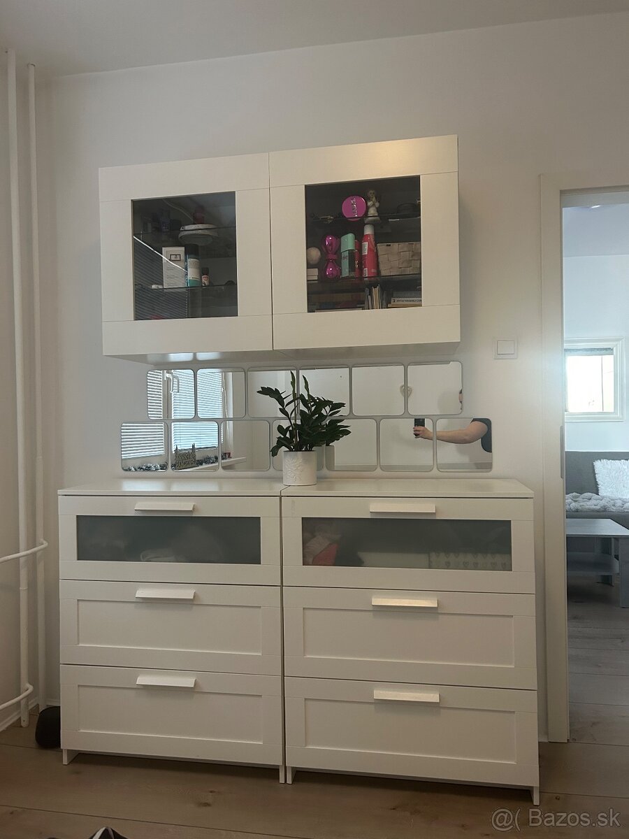 Skriňový set do izby