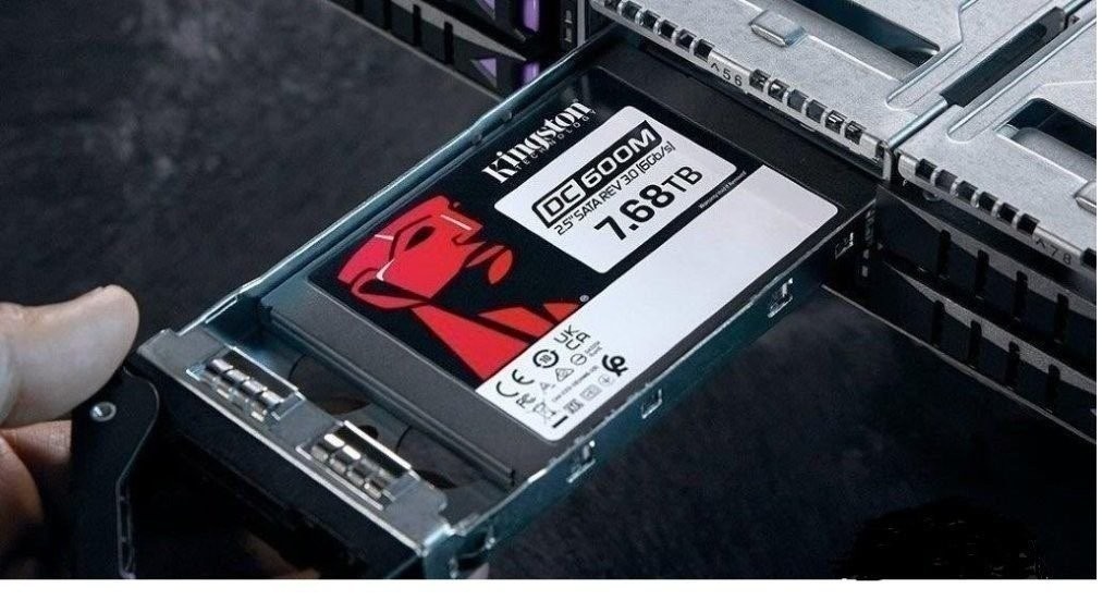 2,5" Kingston DC600M Enterprise 1/2/4 TB - Extrémna životno