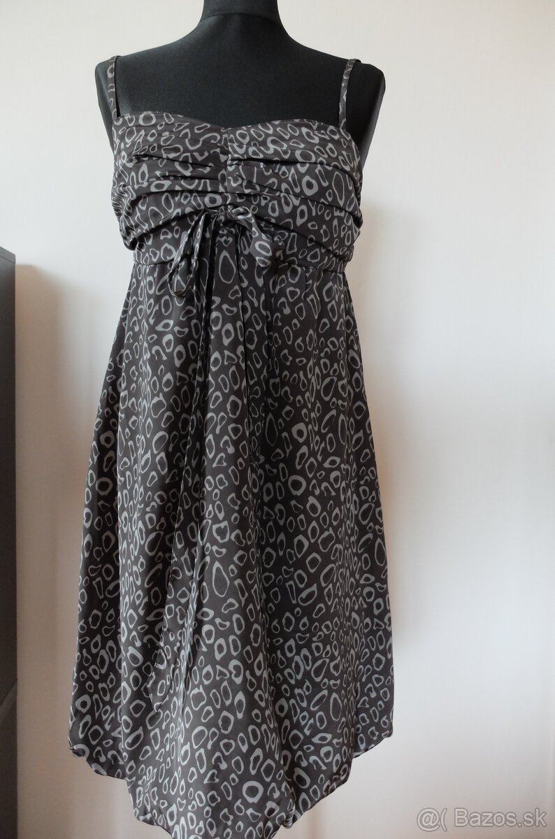 Spoločenské Šaty Vero Moda M