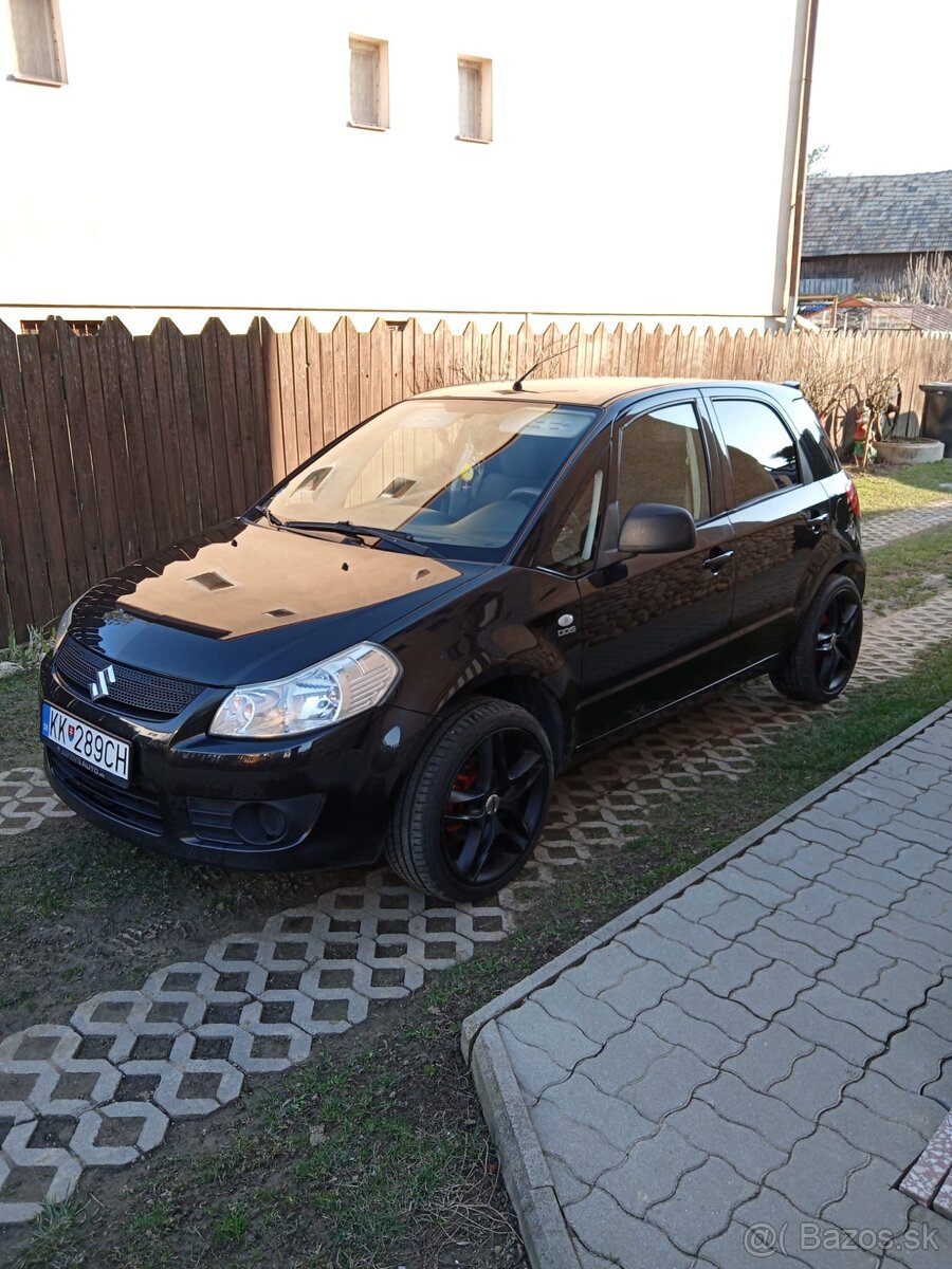 Suzuki SX4