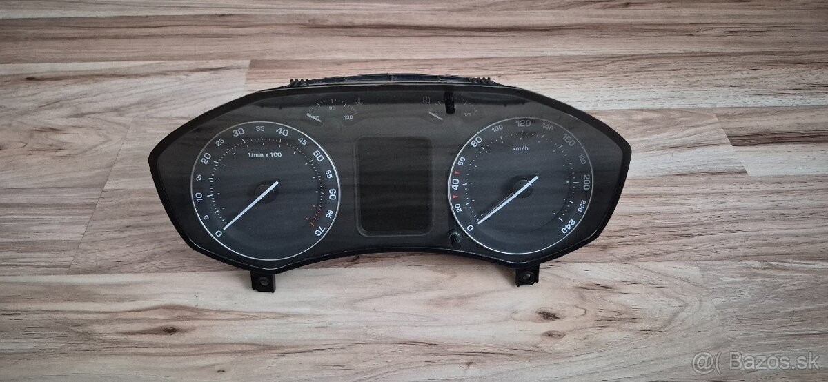 tachometer maxidot octavia 2 2004-2008 benzín