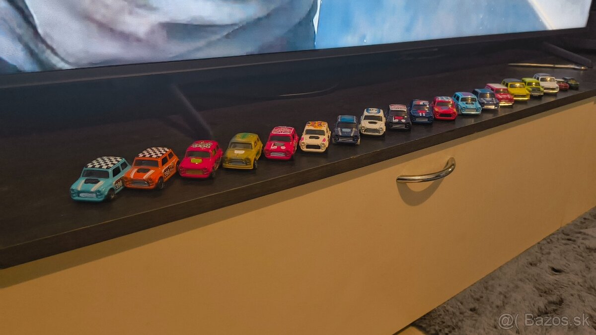 Predám zbierku angličákov Mini Cooper/ Mini Morris