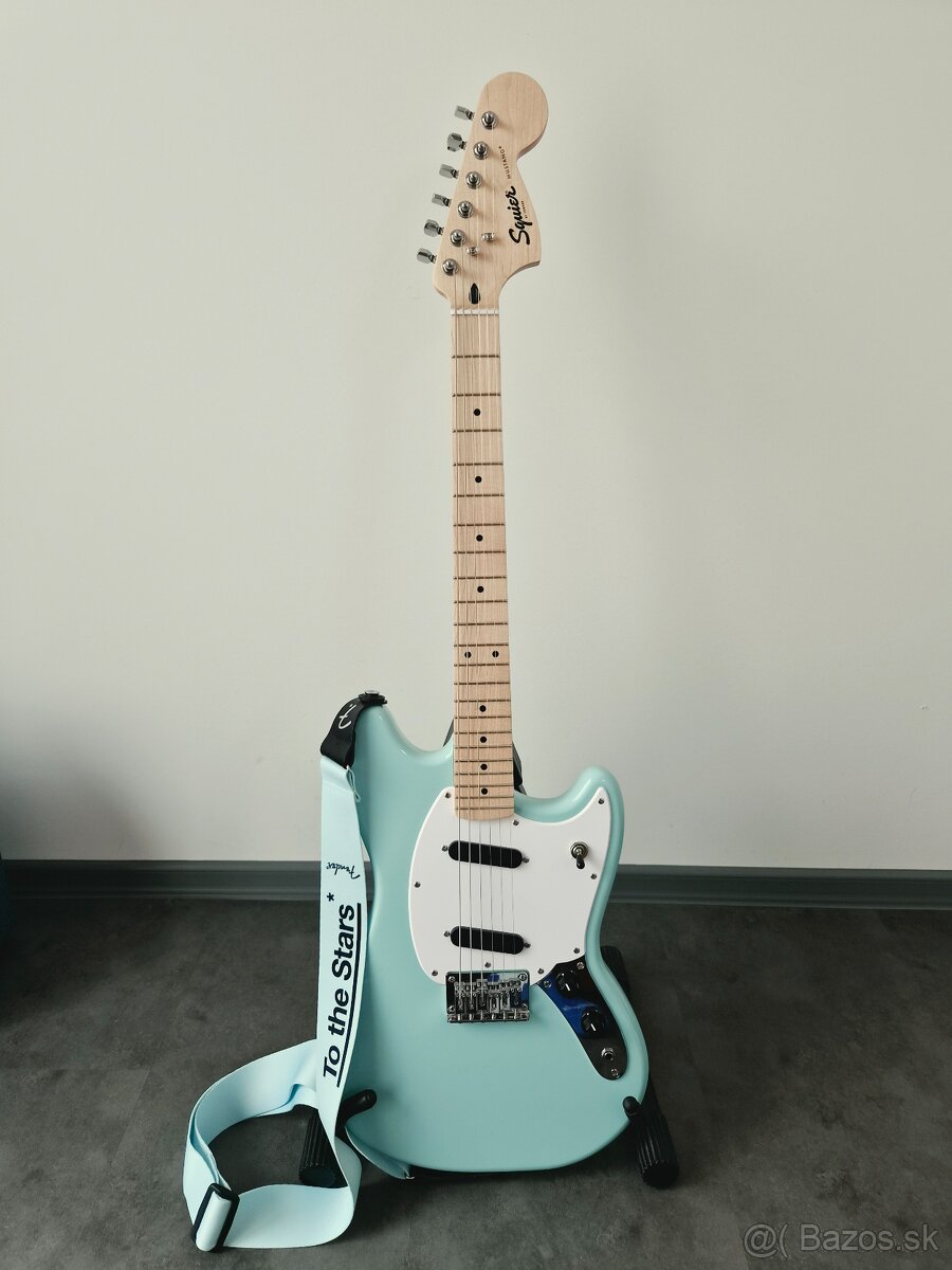 Squier Sonic Mustang Daphne Blue