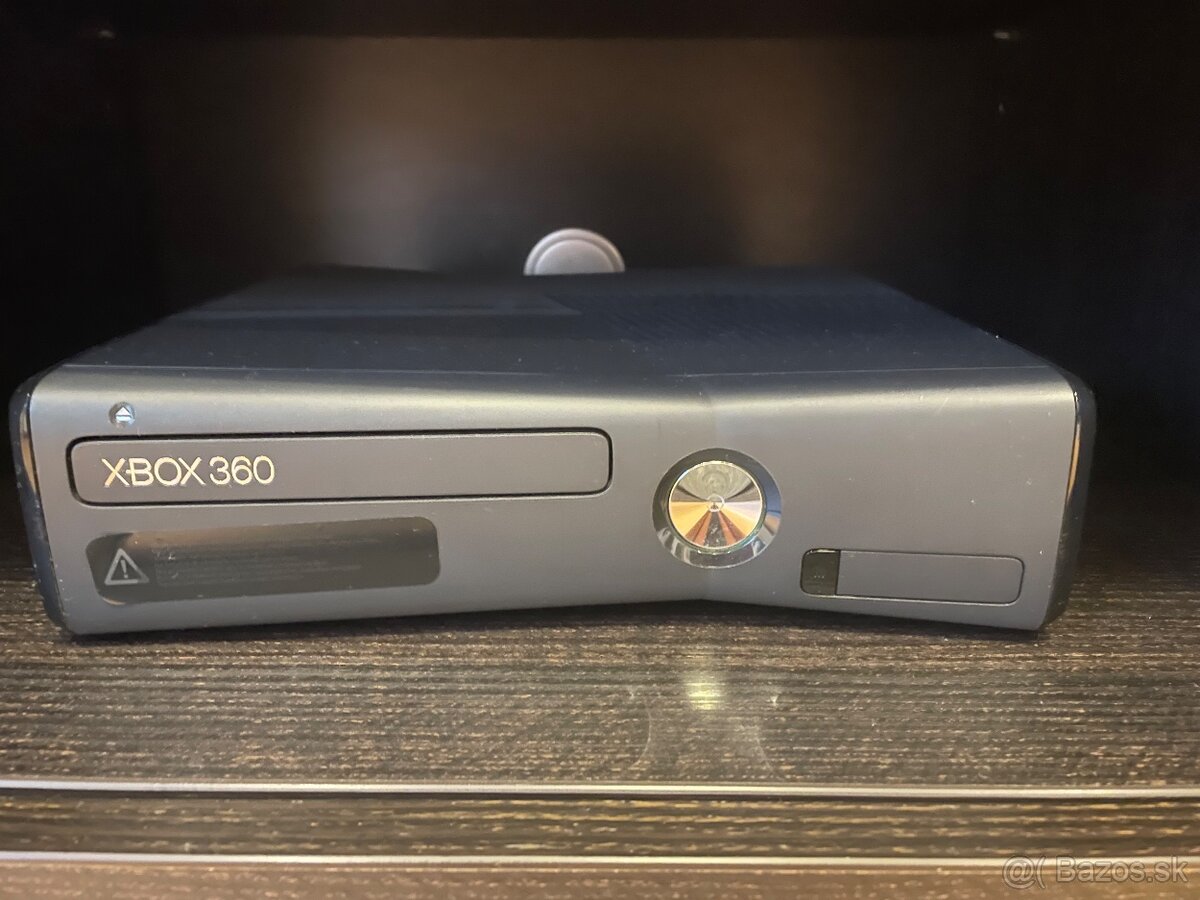 Predám X Box 360 kinect