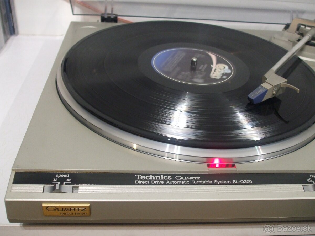 DIRECT DRIVE gramofon QUARTZ automat TECHNICS SL-Q300, JAPAN
