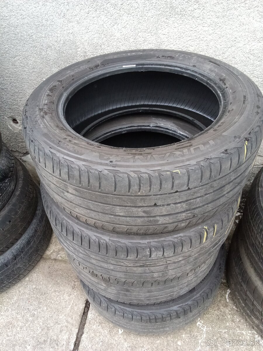 225/55 R17 leto