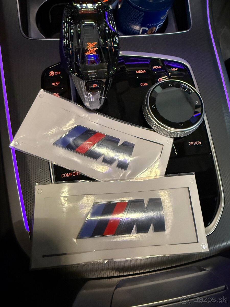 bmw M logo 7.3x2.7cm 2ks