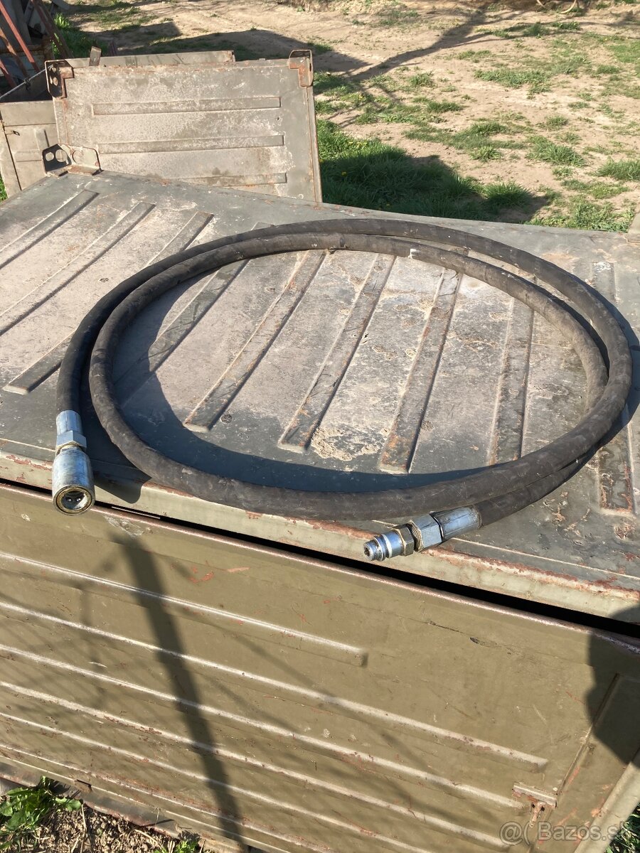 predam hydraulicke hadice-vedenie s rychlospojkami