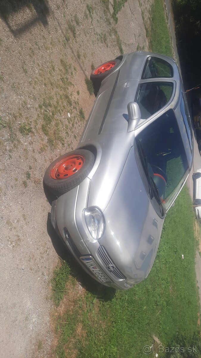 Opel corsa 1.4 automat