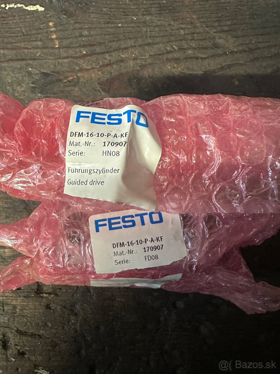Festo piest s linearom