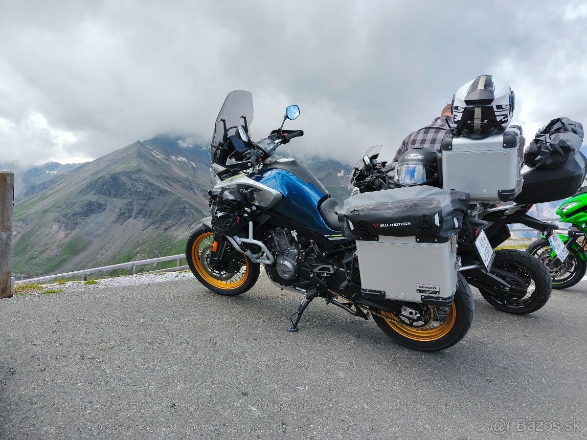 CFMOTO 800MT Touring