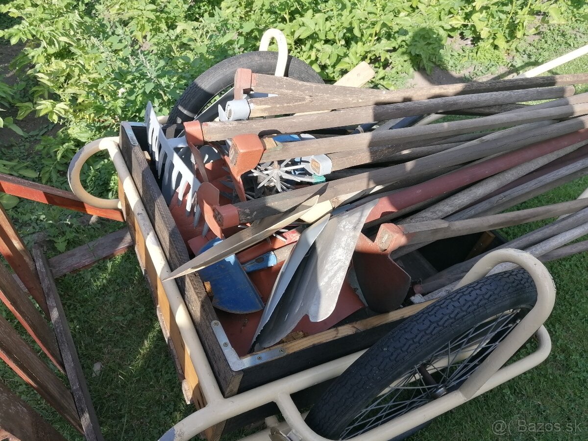 záhradnícke náradie