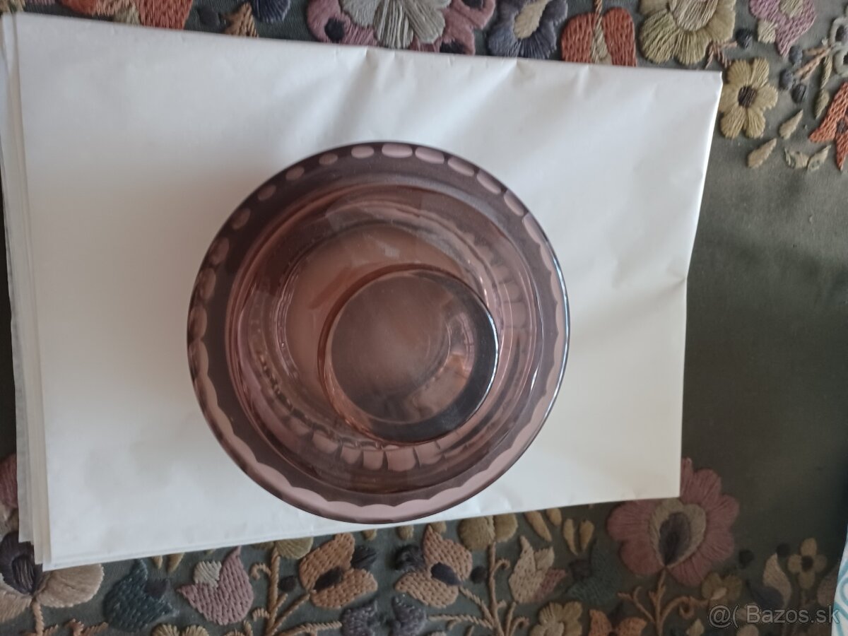 Predam historicku sklenenu dozu