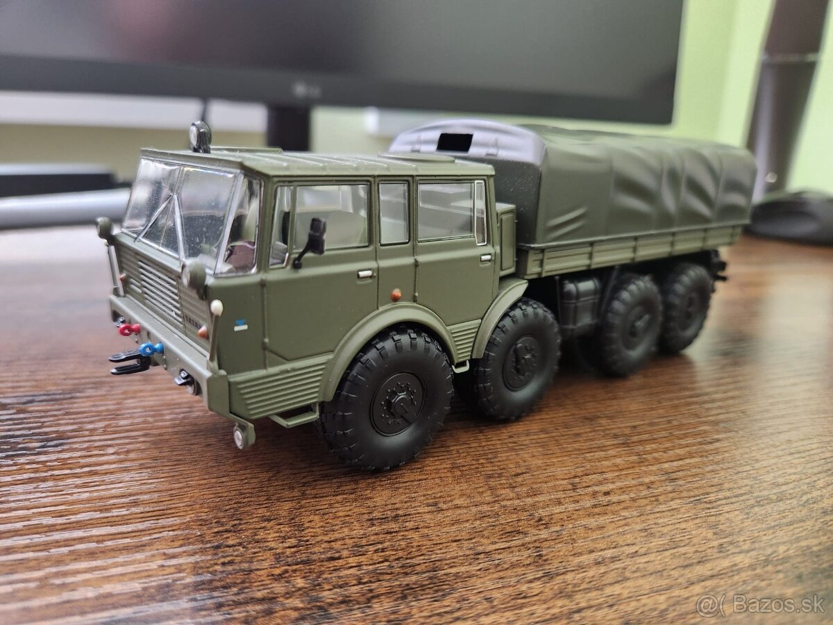 Tatra 813 8x8 - 1:43