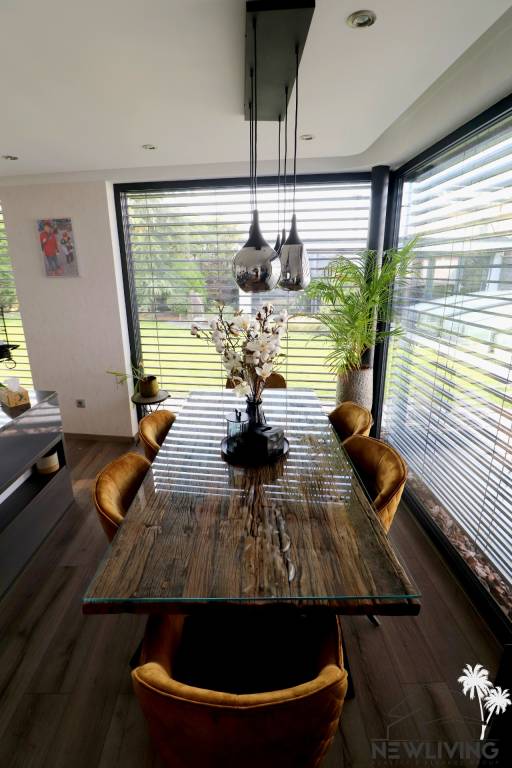 NADŠTANDARDNÝ 5 izbový dom Jánošíkova / Piešťany