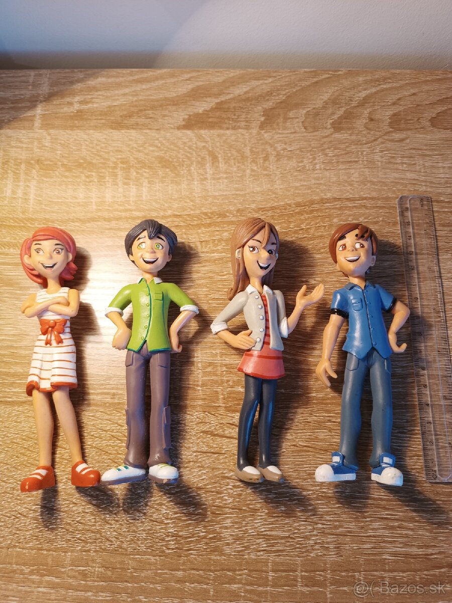 Figúrky / postavičky (cca 14-15cm vysoké)