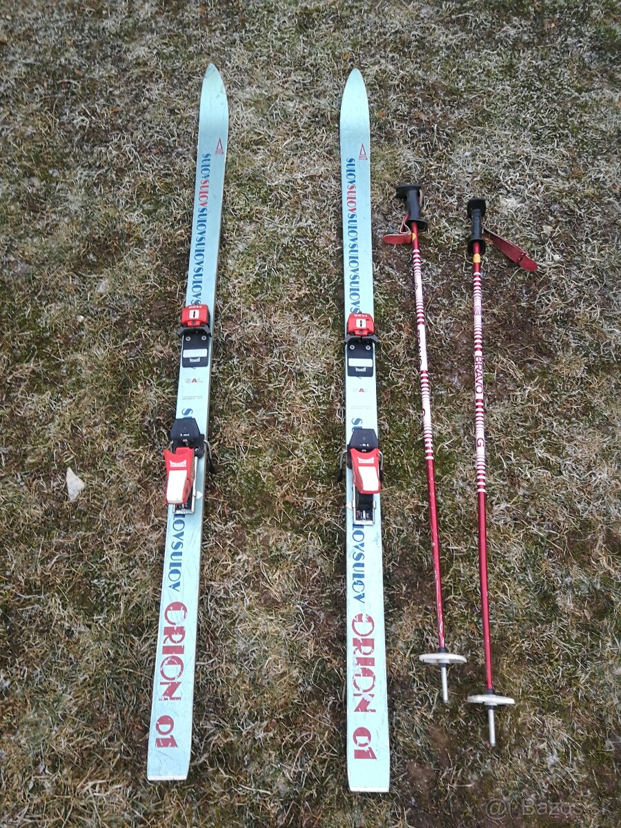 Staré drevené lyže Sulov