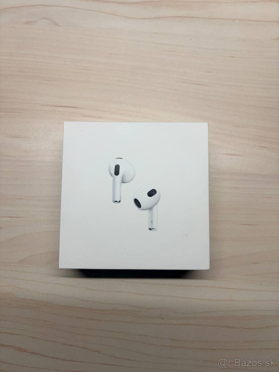 Apple AirPods 3 + puzdro Spigen