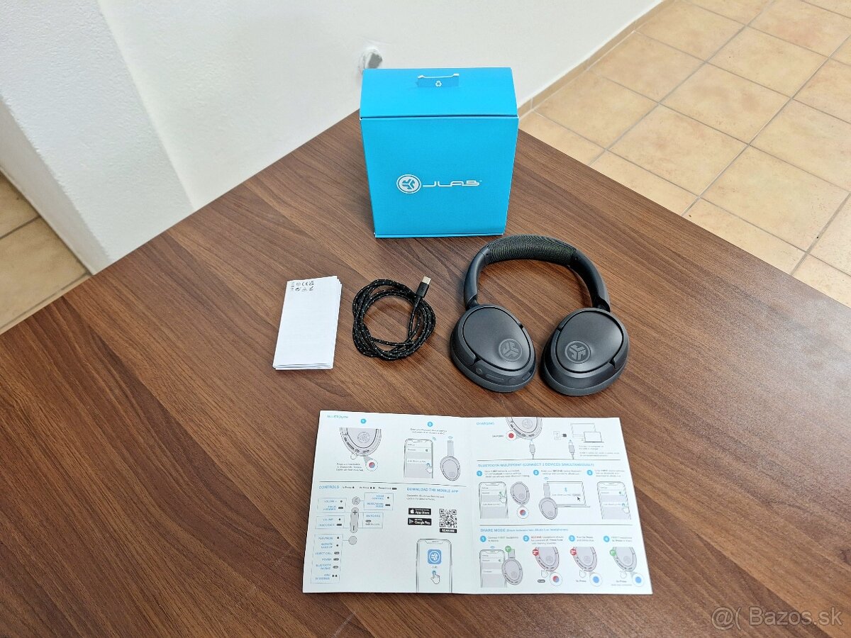 JLab JBuds Lux UNC