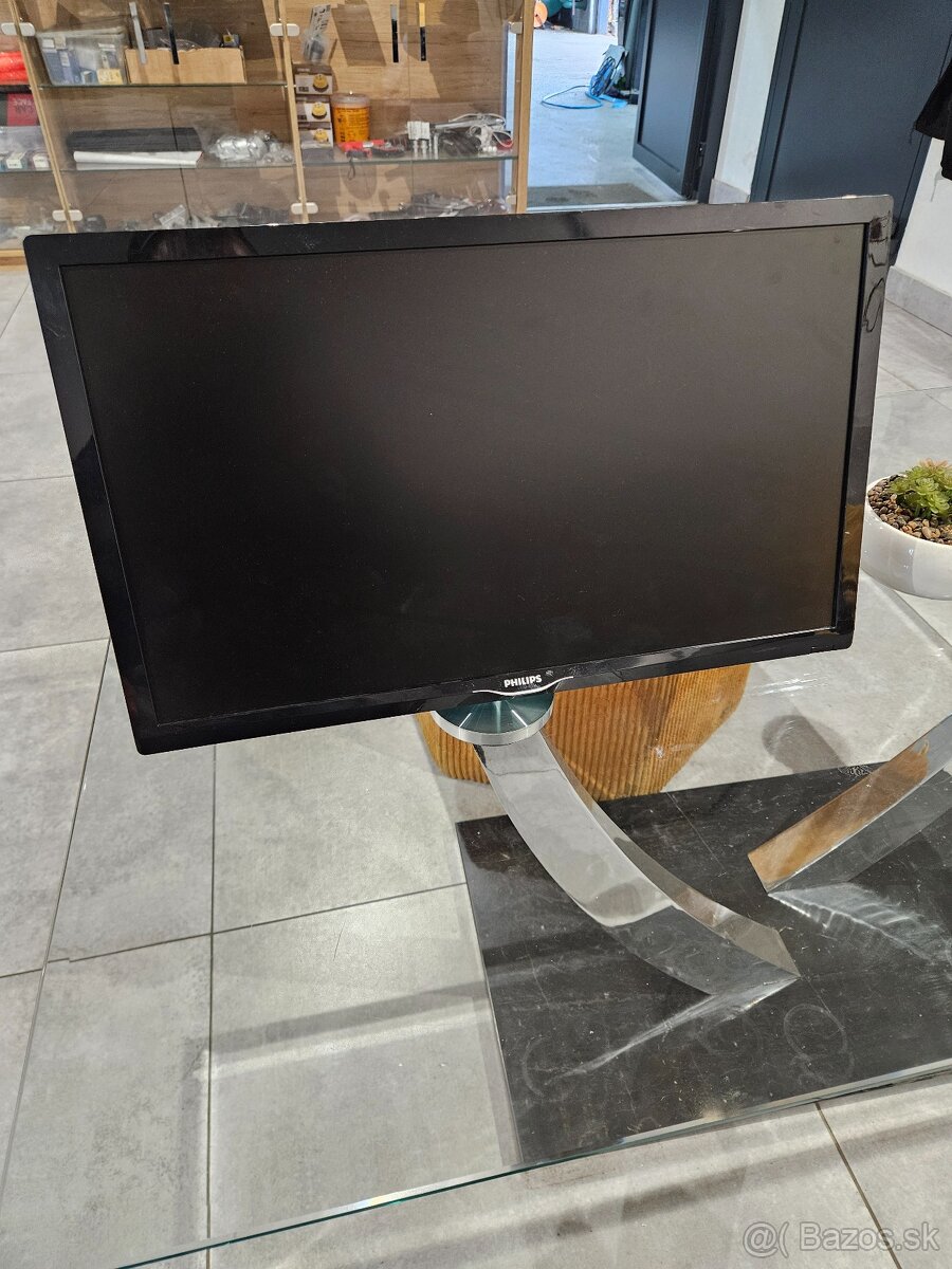 TV z karavanu